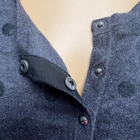 White House Black Market Black Polkadot Gray Cardigan 3/4 sleeve Snap Closures M - Picture 6 of 10